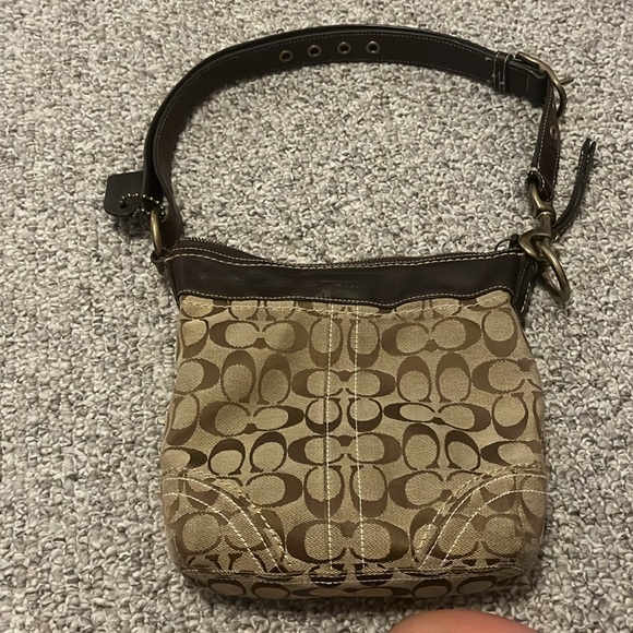 Authentic Coach bag - Picture 7 of 11